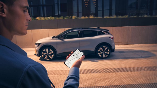 Megane E-Tech 100% električan – umrežene usluge
