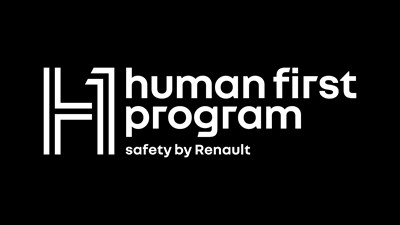 Logo programa Human First Program – safety by Renault na crnoj pozadini.