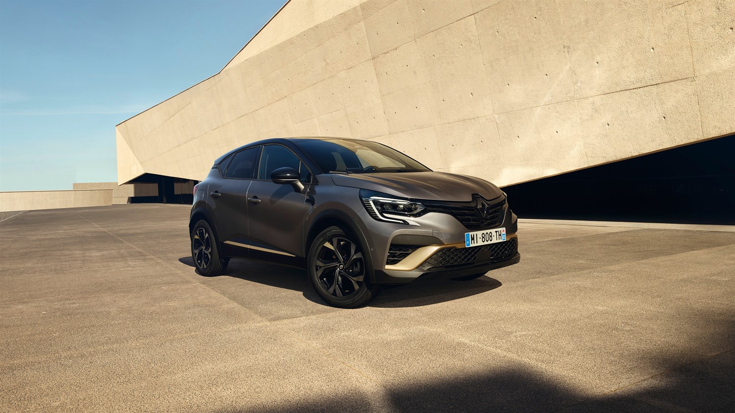 Captur E-Tech