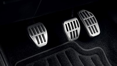 sportske papučice - dodatna oprema - Renault Clio E-Tech full hybrid