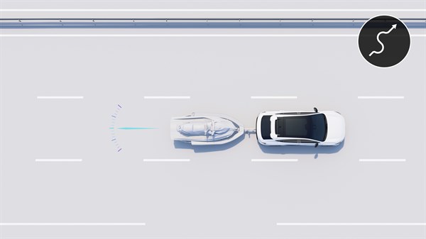 Vozilo Rafale E-Tech hybrid vuče prikolicu na autocesti uz prikaz aktivnog sustava za stabilnost prikolice.

