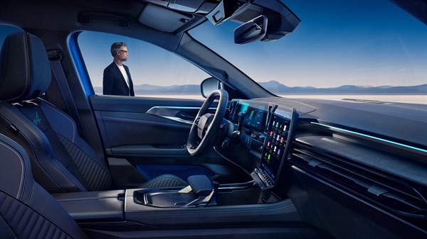 Renault Rafale E-Tech hybrid - tepisi