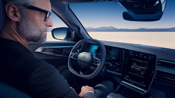 facial recognition - Renault Rafale full hybrid E-Tech