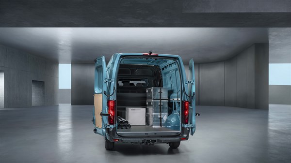 Do 8 m³ volumena za utovar - Dvostruka kabina - Renault Master
