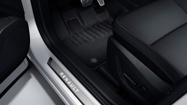 sportska papučica - Renault Captur E-Tech full hybrid