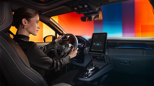 Regenerativno kočenje - Renault Captur E-Tech full hybrid