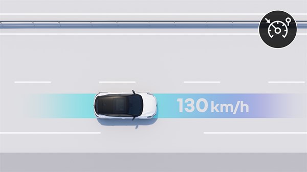Vozilo Renault Captur full hybrid E-Tech s aktiviranim ograničivačem brzine na cesti.