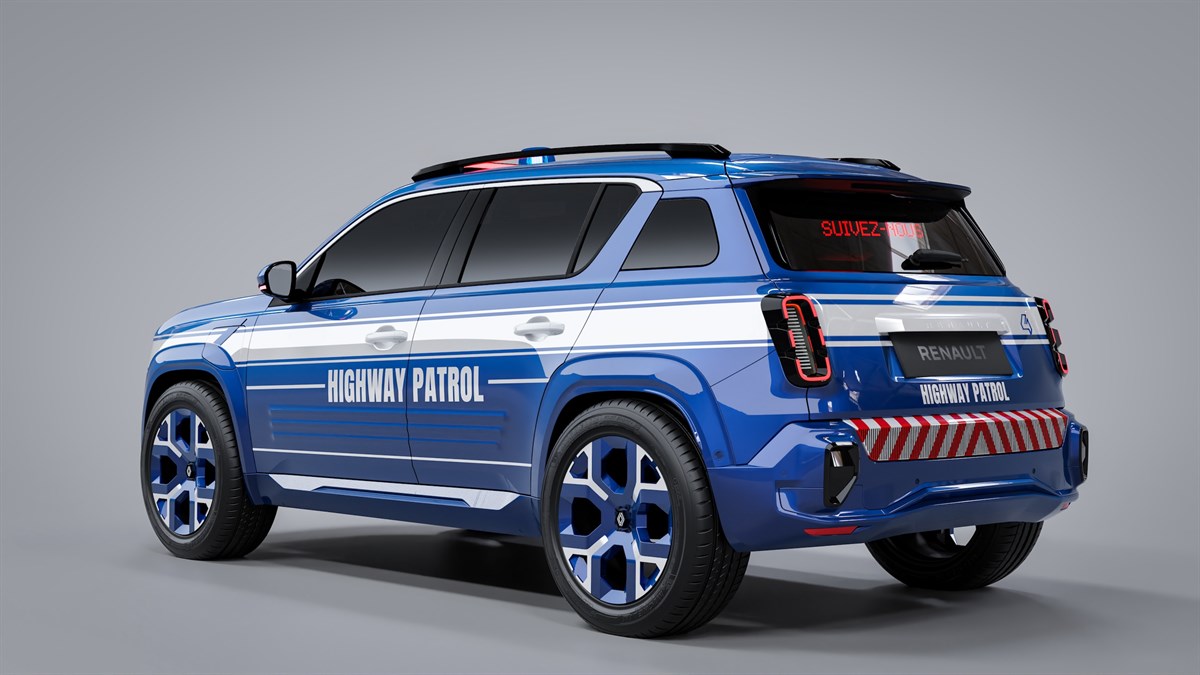 Plavo vozilo Renault 4 E-Tech electric s oznakom Highway Patrol i svjetlosnom opremom na krovu, prikazano iz stražnjeg  kuta.