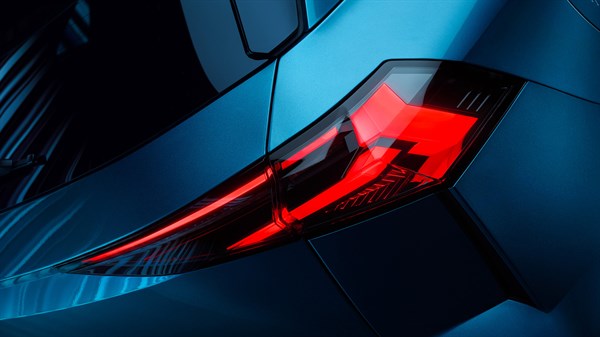 Renault Symbioz - svjetlosni potpis u obliku poludijamanta