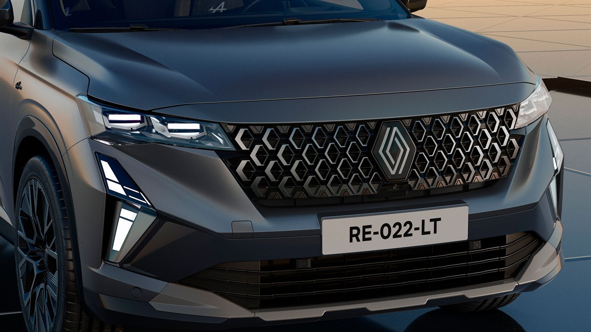 Prednji dio vozila Renault Austral full hybrid E-Tech s karakterističnom maskom i LED svjetlima.








