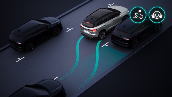 Renault Austral full hybrid E-Tech automatski ulazi u parkirno mjesto uz pomoć sustava za automatsko parkiranje, s prikazom putanje vozila i upravljačke pomoći.

