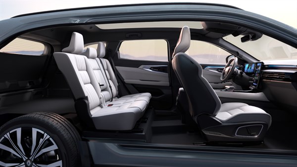 Unutrašnjost vozila Espace s konfiguracijom 5 sjedala i prostranim rasporedom