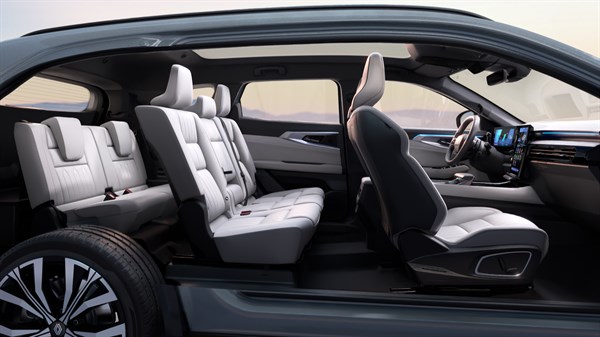 Unutrašnjost vozila Espace s konfiguracijom 7 sjedala i dodatnim trećim redom