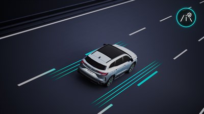 Vozilo Espace full hybrid E-Tech automatski ostaje unutar voznog traka.

