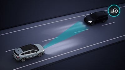 Espace full hybrid E-Tech automatski prelazi s dugih na kratka svjetla.


