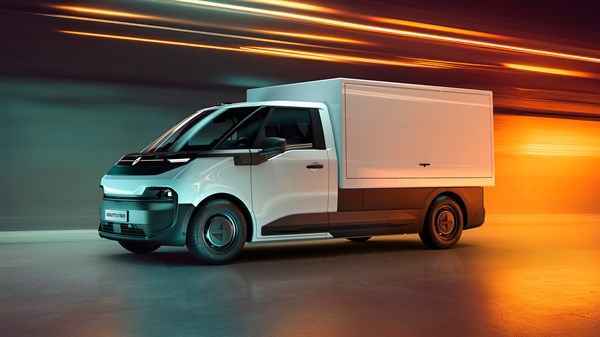 Renault Goelette E‑Tech electric