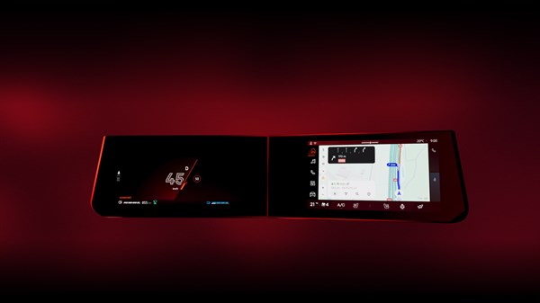 OpenR zasloni novog Renault Clio vozila s prikazom digitalnog brzinomjera i navigacije u stvarnom vremenu.