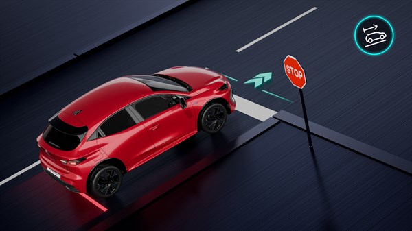 Pogled odozgo na vozilo Renault Clio koje koristi sustav pomoći pri kretanju uzbrdo za sprječavanje pomicanja unatrag.