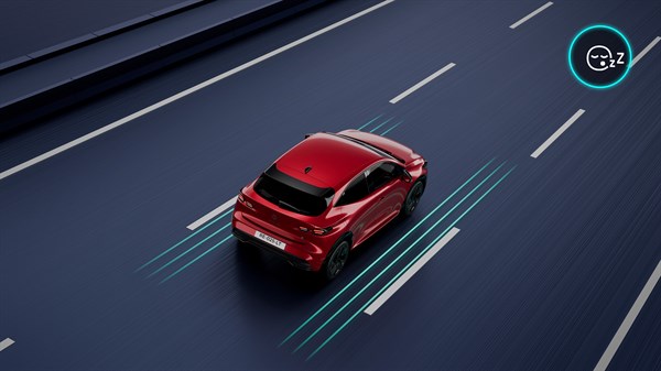 Pogled odozgo na vozilo Renault Clio koje koristi napredni sustav nadzora vozača za prepoznavanje umora ili nepažnje tijekom vožnje.