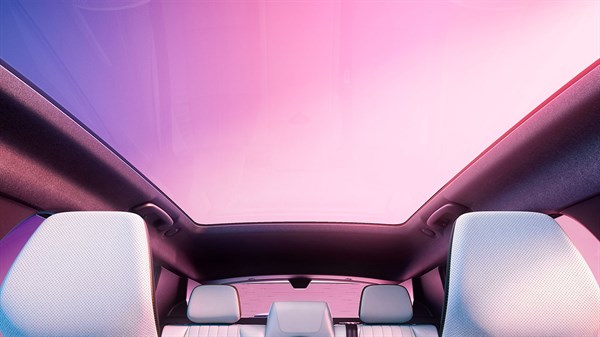 Scenic E-Tech electric pogled na panoramski otvor.







