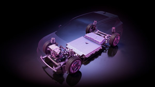 3D prikaz platforme vozila Renault Scenic E-Tech electric s baterijom u podnici i vidljivim električnim pogonskim komponentama.