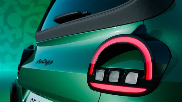 Stražnje svjetlo i priključak za punjenje vozila Renault Twingo E-Tech electric