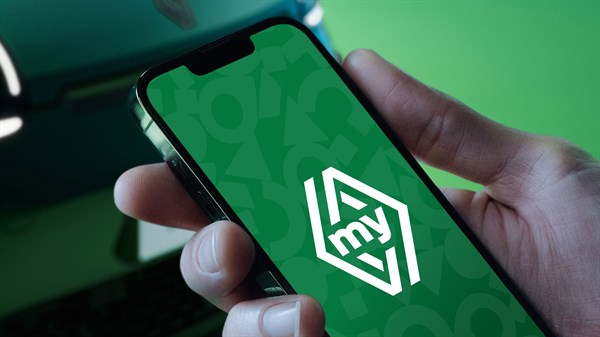 Aplikacija My Renault prikazana na pametnom telefonu