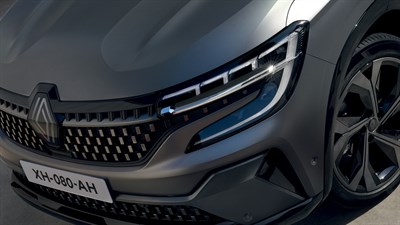 svjetlosni potpis – Renault Austral E-Tech full hybrid