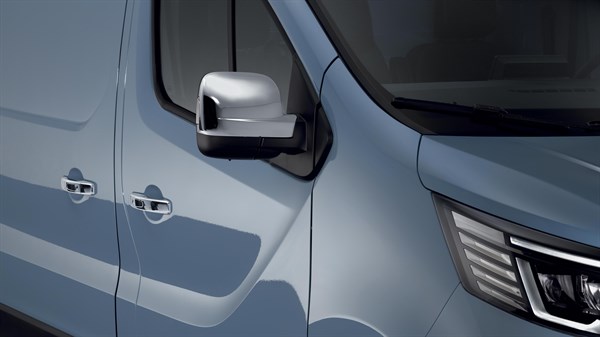 Novi Renault Trafic – kromirane školjke osvrtnih zrcala